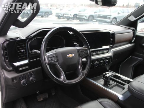 Certified 2024 Chevrolet Silverado 1500 High Country w/ High Country Premium Package image 13