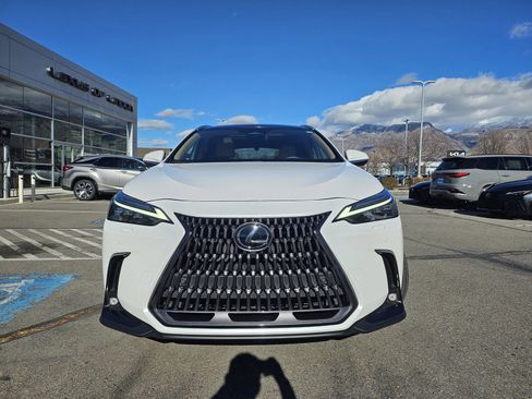Used 2025 Lexus NX 350 AWD w/ Luxury Package image 2