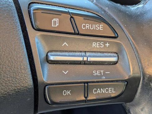 Used 2018 Hyundai Kona SEL image 13