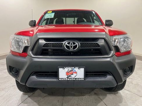 Used 2015 Toyota Tacoma 4x4 Access Cab V6 image 3