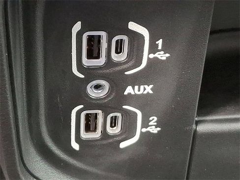 Used 2023 RAM 3500 Tradesman w/ Chrome Appearance Group image 26