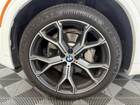 Used 2023 BMW X5 sDrive40i w/ M Sport Package RWD image 9