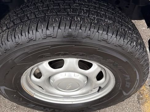 Used 2023 Ford F150 XL w/ Trailer Tow Package image 35