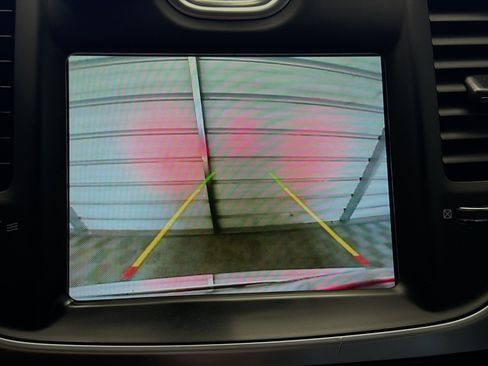 Used 2016 Chrysler 300 Limited image 16