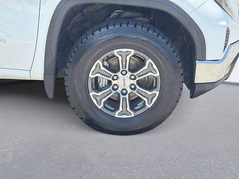 Used 2025 GMC Sierra 1500 SLT AWD/4WD image 37