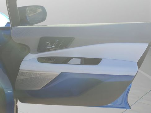 New 2026 Cadillac Optiq Luxury 1 image 13