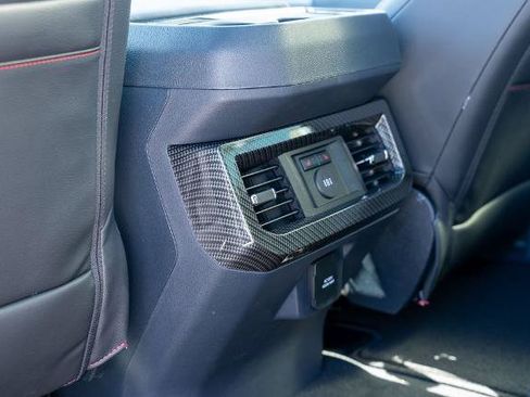 New 2026 Ford F250 Lariat w/ Black Appearance Package AWD/4WD image 73