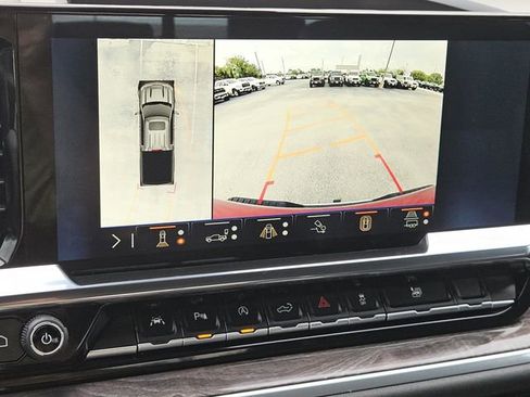 Used 2025 Chevrolet Silverado 1500 LTZ w/ LTZ Convenience Package II AWD/4WD image 22