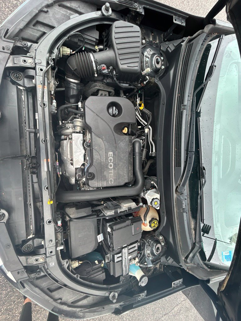 Used 2018 Chevrolet Equinox Premier FWD image 10