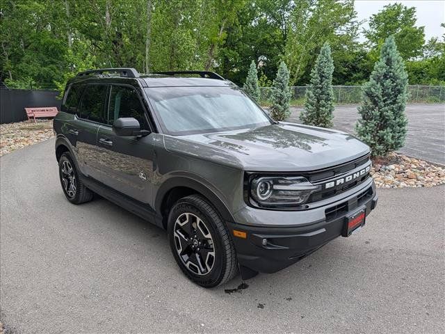 Used 2023 Ford Bronco Sport Outer Banks w/ Tech Package AWD/4WD image 7