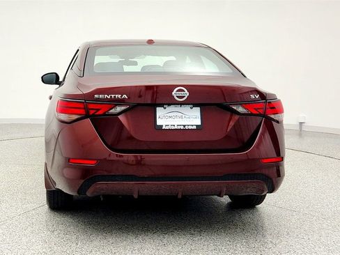 Used 2020 Nissan Sentra SV image 6