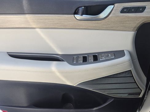 Used 2021 Hyundai Palisade Limited image 30