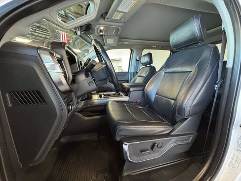 Used 2023 Ford F350 Lariat w/ Lariat Ultimate Package AWD/4WD image 12