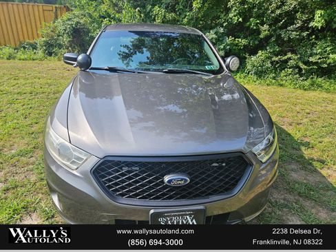 Used 2017 Ford Taurus Police Interceptor AWD w/ Ready For The Road Package image 4