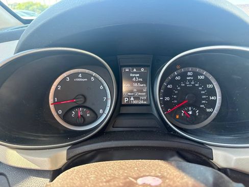Used 2016 Hyundai Santa Fe Sport FWD image 13