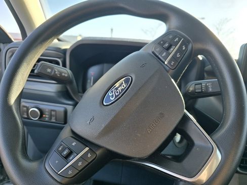 Used 2025 Ford Maverick XL image 14