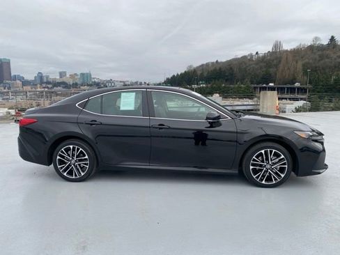 Certified 2025 Toyota Camry XLE image 3