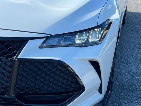 Used 2021 Toyota Avalon XSE image 32
