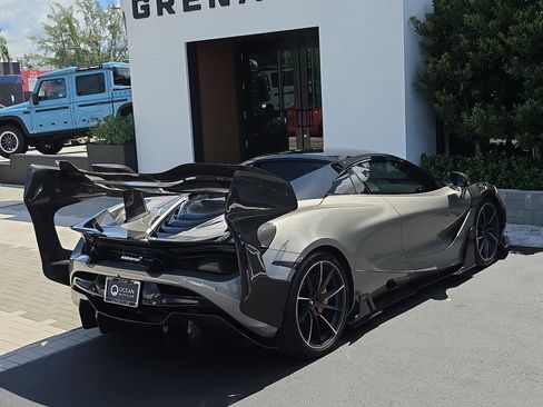 Used 2020 McLaren 720S Performance RWD image 4