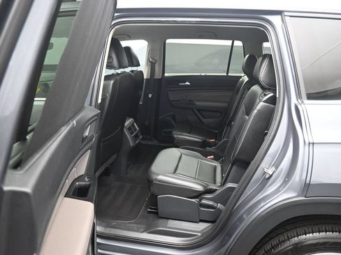 Used 2021 Volkswagen Atlas SE w/ Towing Package AWD/4WD image 32