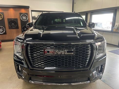 Used 2023 GMC Yukon XL Denali Ultimate AWD/4WD image 18