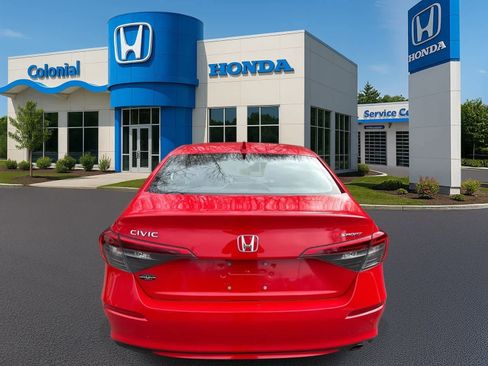 Used 2024 Honda Civic Sport image 4