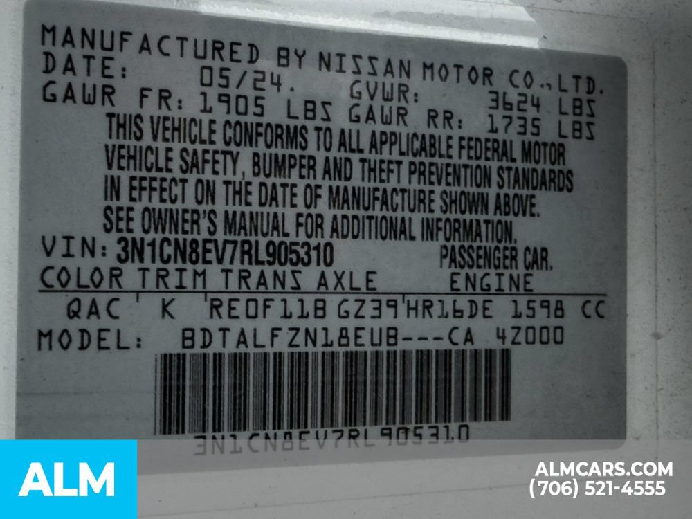 Used 2024 Nissan Versa SV FWD image 23