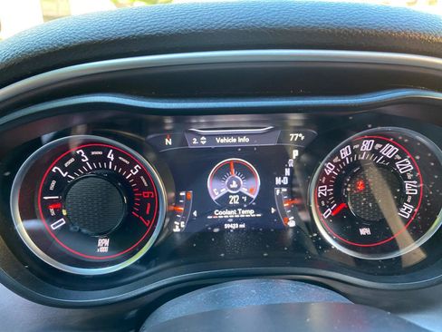 Used 2019 Dodge Challenger R/T image 58