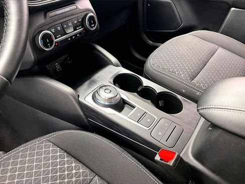 Used 2025 Ford Escape Active w/ Cold Weather Package image 15