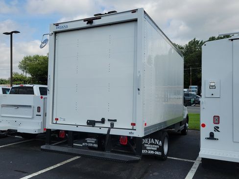 New 2023 Ford Transit 350 DRW AWD w/ Interior Upgrade Package image 4