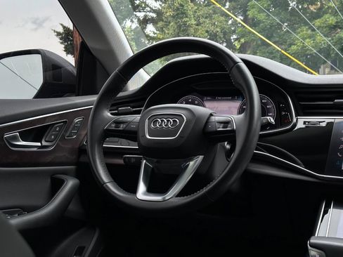 Used 2019 Audi Q8 Premium Plus w/ Premium Plus AWD/4WD image 26