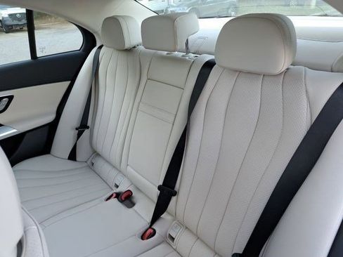 Used 2026 Mercedes-Benz E 350 4MATIC Sedan image 15