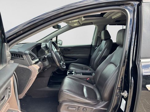 Used 2019 Honda Odyssey Touring image 10
