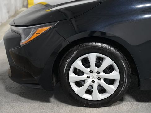 Certified 2024 Toyota Corolla LE FWD image 5