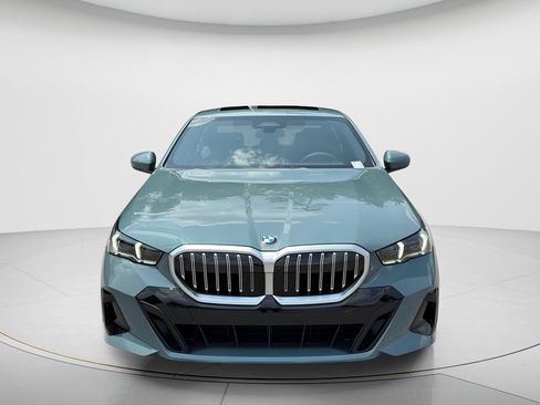 New 2027 BMW 530i w/ M Sport Package RWD image 2