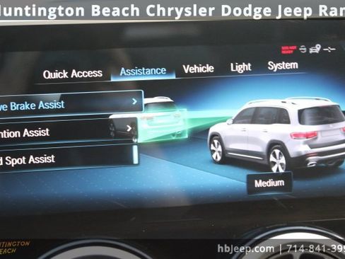 Used 2020 Mercedes-Benz GLB 250 image 26