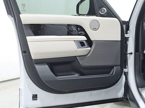 Used 2020 Land Rover Range Rover HSE AWD/4WD image 32