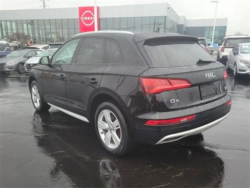 Used 2018 Audi Q5 2.0T Premium w/ Convenience Package image 5