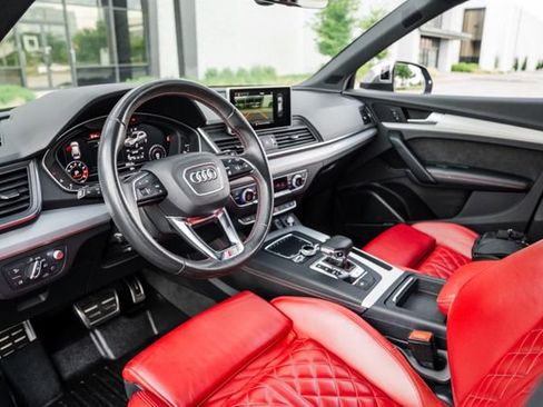 Used 2018 Audi SQ5 Prestige AWD/4WD image 2