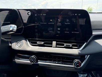 New 2025 Chevrolet Equinox LT