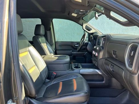 Used 2022 GMC Sierra 2500 AT4 w/ Gooseneck/5TH Wheel Package image 10