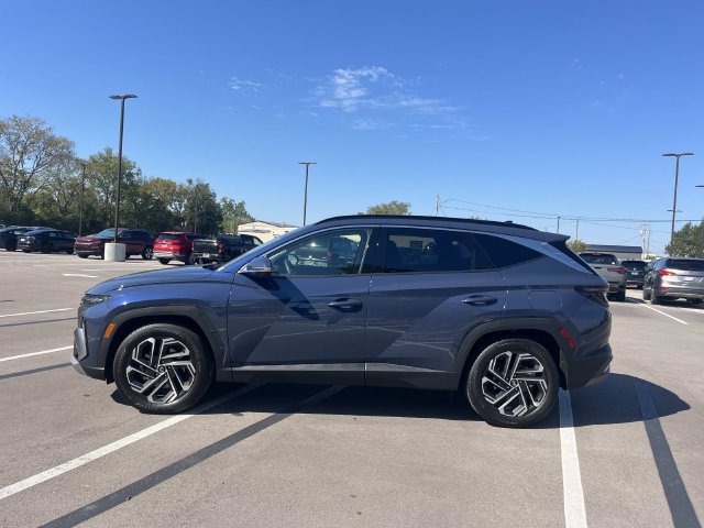 Certified 2026 Hyundai Tucson Limited FWD image 2