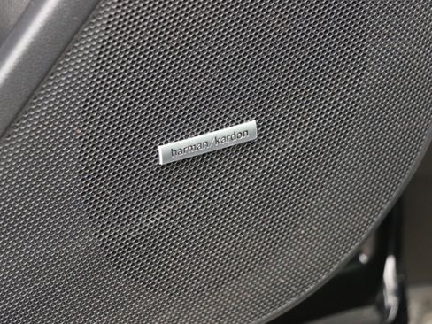 Used 2023 Subaru Forester Touring image 18