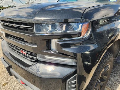 Used 2021 Chevrolet Silverado 1500 LT Trail Boss w/ Convenience Package II AWD/4WD image 6