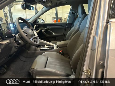 New 2025 Audi Q5 Premium Plus image 9