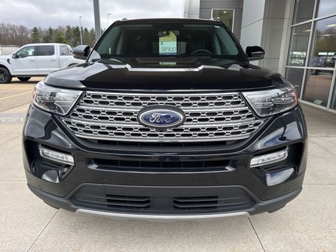 Certified 2024 Ford Explorer Limited w/ Limited Technology Package image 11