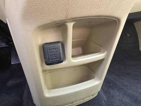 Used 2011 Honda CR-V SE image 27