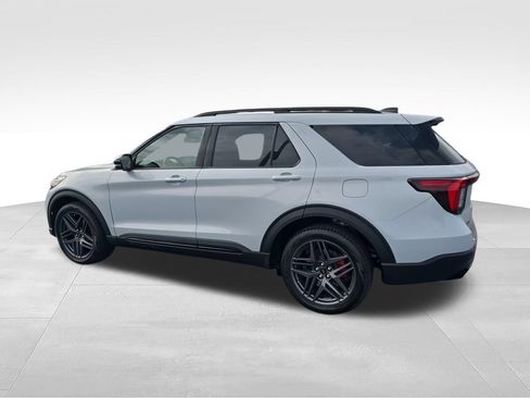 Used 2026 Ford Explorer ST w/ Sun And Sound Package AWD/4WD image 6
