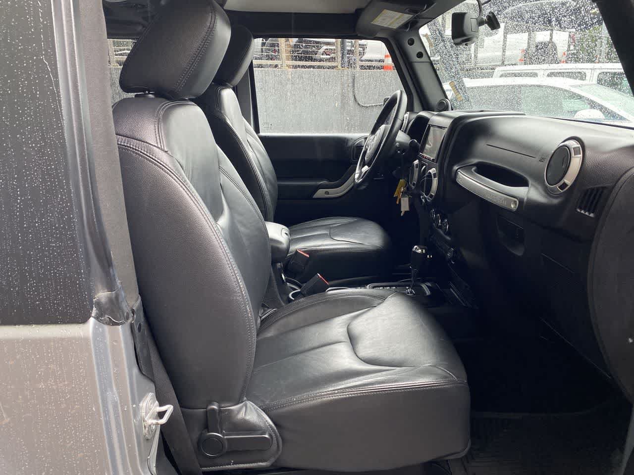 Used 2014 Jeep Wrangler Sahara AWD/4WD image 18