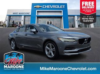 Used 2017 Volvo S90 T5 Momentum w/ Convenience Package image 1